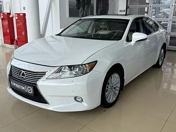 Lexus ES, 2013г, передний привод, автомат