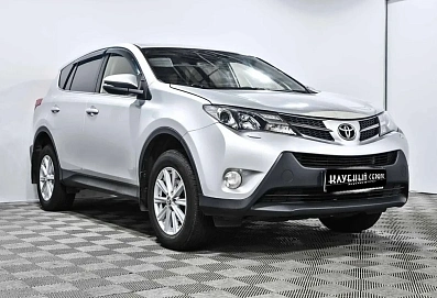 Toyota RAV4, 2014г, передний привод, механика