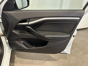 Lada (ВАЗ) Vesta, 2018г, передний привод, механика