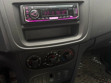 Renault Logan, 2021г, передний привод, механика