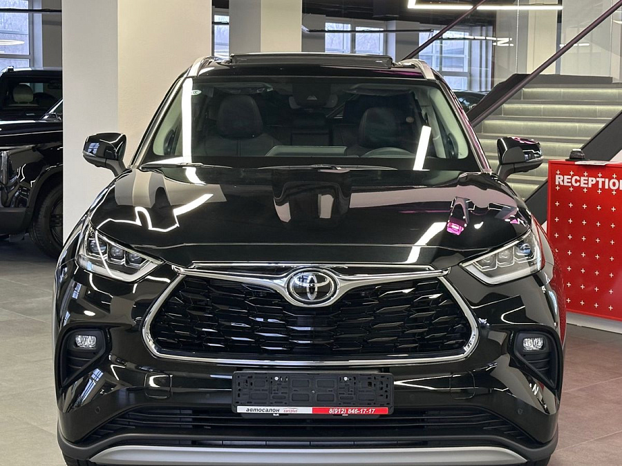 Toyota Highlander, 2022г., полный привод, автомат