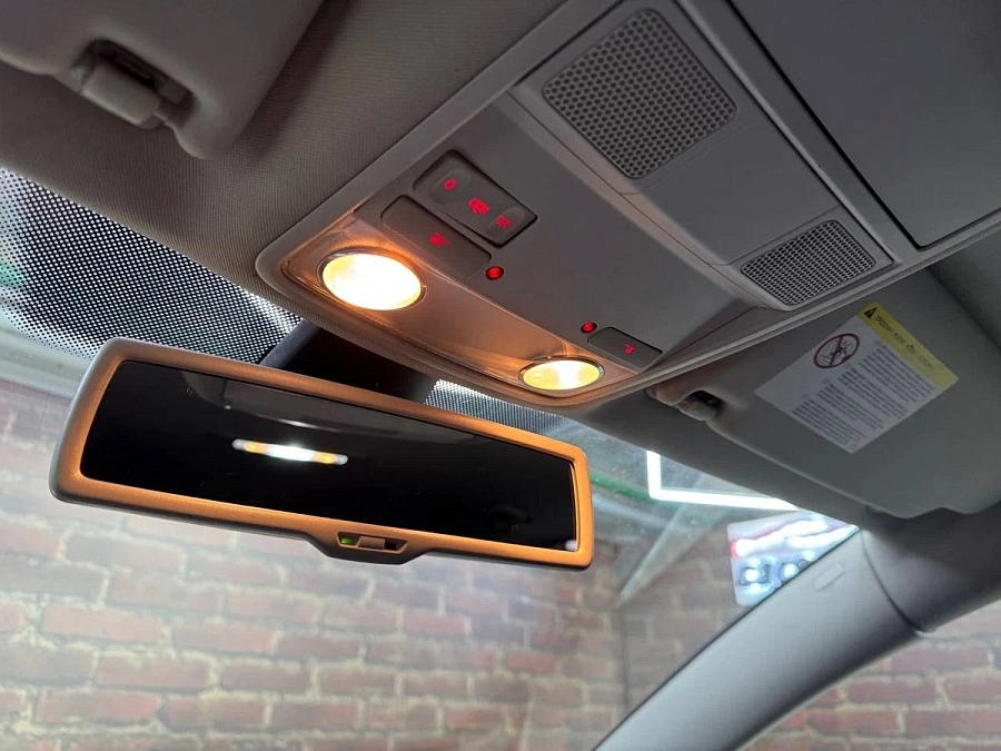 Volkswagen Passat, 2009г., передний привод, робот