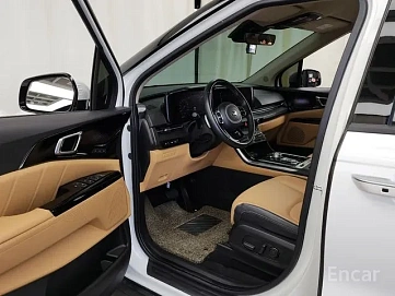 Kia Carnival, 2022г, передний привод, автомат