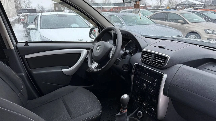 Nissan Terrano, 2019г., полный привод, механика
