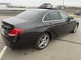 Mercedes-Benz E-Класс, 2019г, задний привод, автомат