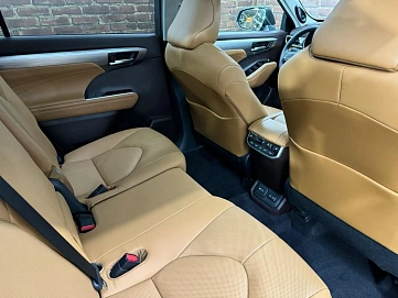 Toyota Highlander, 2025г, полный привод, автомат