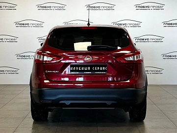 Nissan Qashqai, 2016г, передний привод, автомат