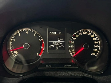 Volkswagen Polo, 2016г, передний привод, автомат