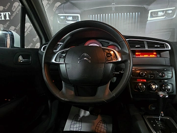 Citroen C4, 2012г., передний привод, автомат