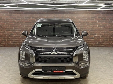 Mitsubishi Outlander, 2023г, полный привод, вариатор