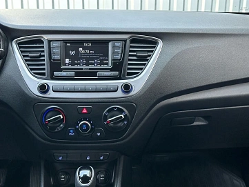 Hyundai Solaris, 2018г, передний привод, автомат