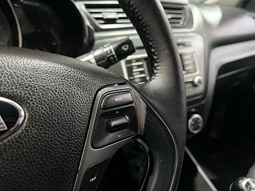 Kia Rio, 2015г, передний привод, механика