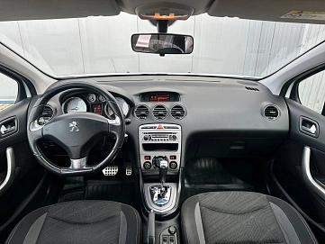 Peugeot 408, 2014г, передний привод, автомат