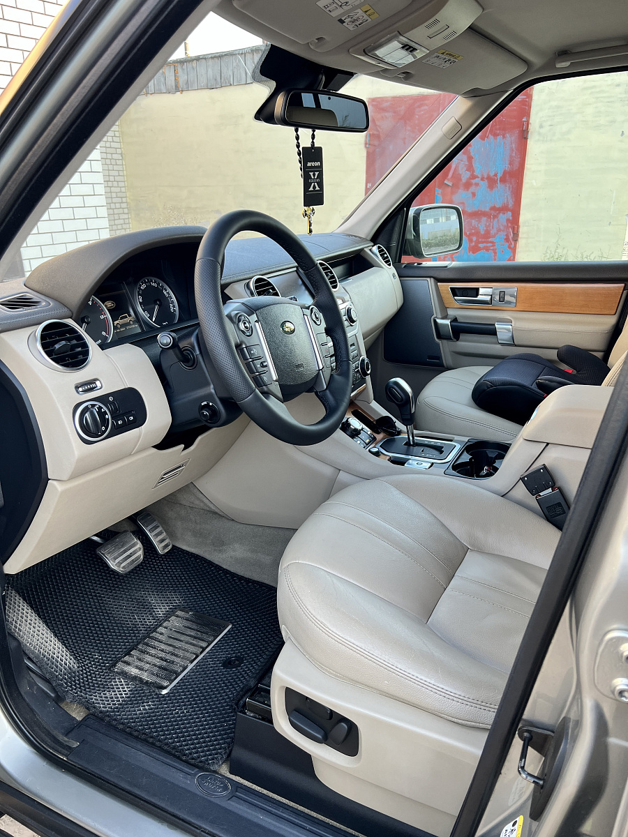 Land Rover Discovery, 2009г., полный привод, механика