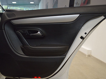 Volkswagen Passat CC, 2010г, передний привод, робот