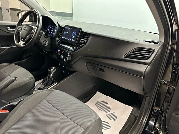 Hyundai Solaris, 2021г, передний привод, автомат