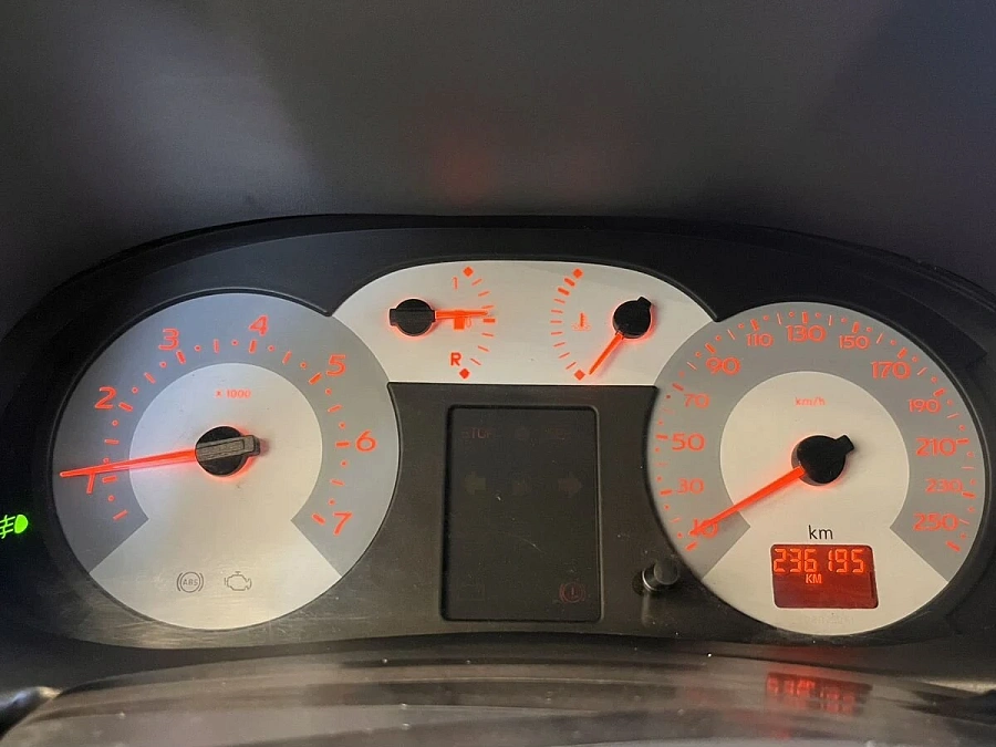 Renault Symbol, 2007г., передний привод, механика