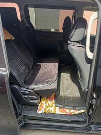 Toyota Voxy, 2014г, передний привод, вариатор