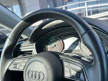 Audi A5, 2019г, передний привод, робот