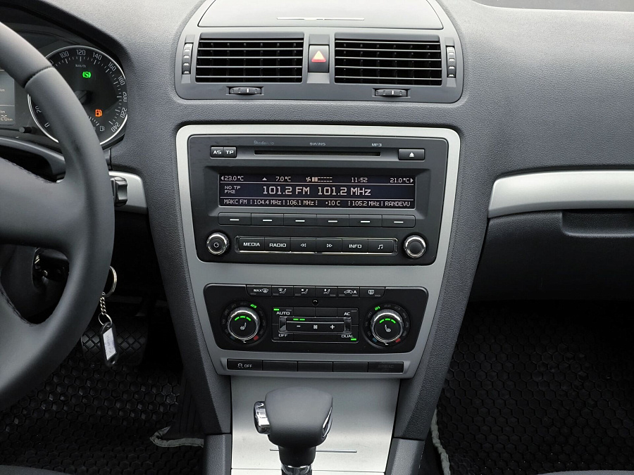 Skoda , 2012г., передний привод, автомат