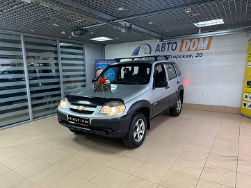 Chevrolet Niva, 2011г, полный привод, механика