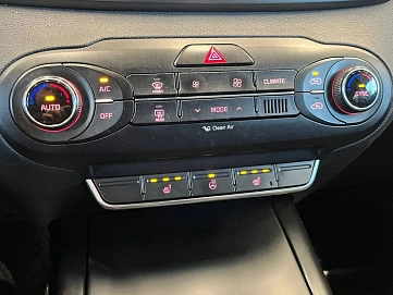 Kia , 2017г., полный привод, автомат