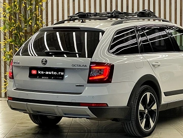 Skoda Octavia, 2017г, полный привод, робот
