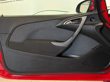 Opel Astra, 2013г, передний привод, автомат