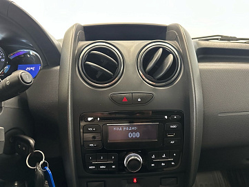 Renault Duster, 2015г, передний привод, механика