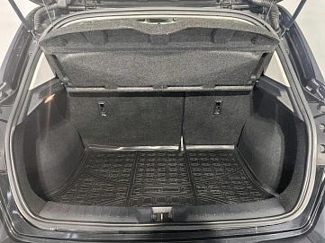 Nissan Tiida, 2015г., передний привод, механика