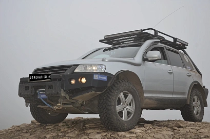 Volkswagen Touareg, 2003г, полный привод, автомат