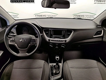 Hyundai Solaris, 2018г, передний привод, автомат