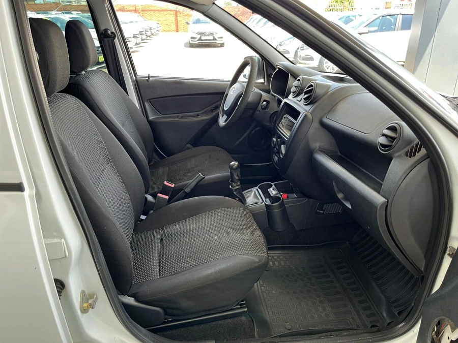 Lada (ВАЗ) Granta, 2012г., передний привод, механика