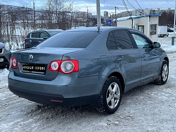 Volkswagen Jetta, 2006г, передний привод, автомат