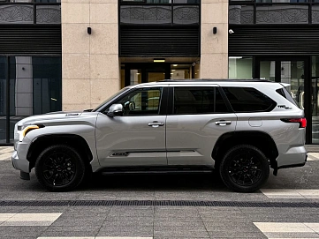 Toyota Sequoia, 2025г, полный привод, автомат