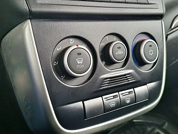 Lada (ВАЗ) Granta, 2019г, передний привод, автомат