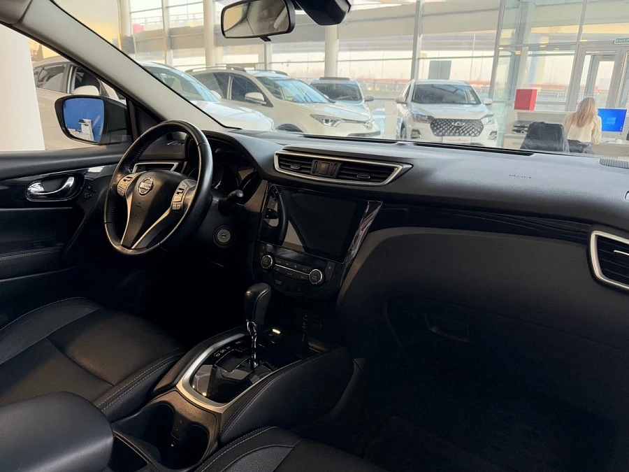 Nissan Qashqai, 2016г., передний привод, вариатор