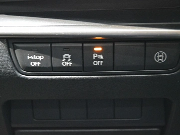 Mazda 3, 2019г, передний привод, автомат