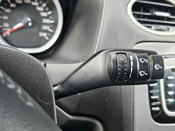 Ford Focus, 2010г, передний привод, механика
