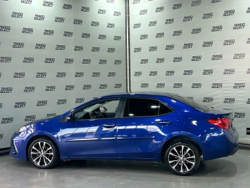 Toyota Corolla, 2017г, передний привод, автомат