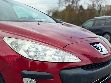 Peugeot 308, 2009г, передний привод, автомат