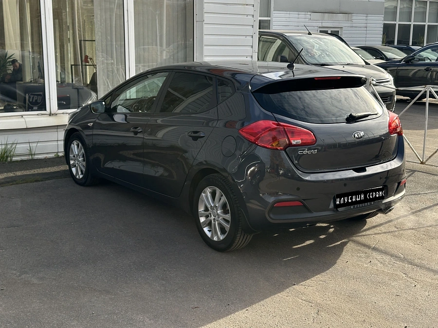 Kia Ceed, 2013г., передний привод, автомат