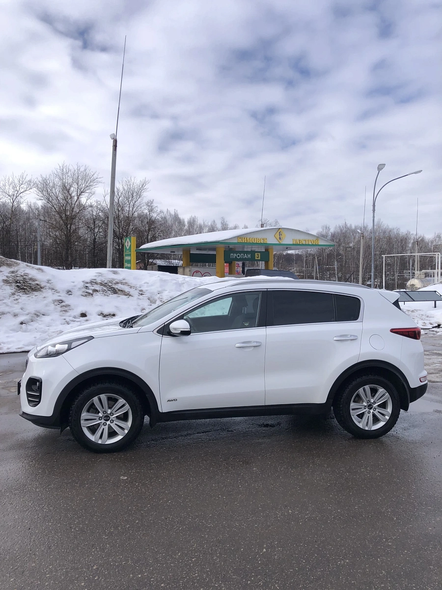 Kia Sportage, 2016г., передний привод, автомат