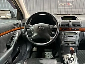 Toyota Avensis, 2004г., передний привод, автомат