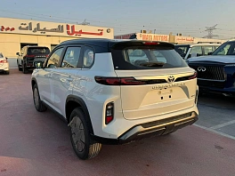 Toyota Urban Cruiser, 2025г, передний привод, автомат