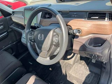 Honda Freed, 2019г, передний привод, вариатор