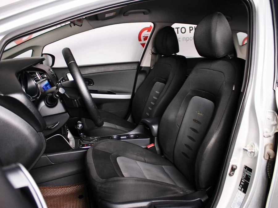 Kia Ceed, 2013г., передний привод, автомат