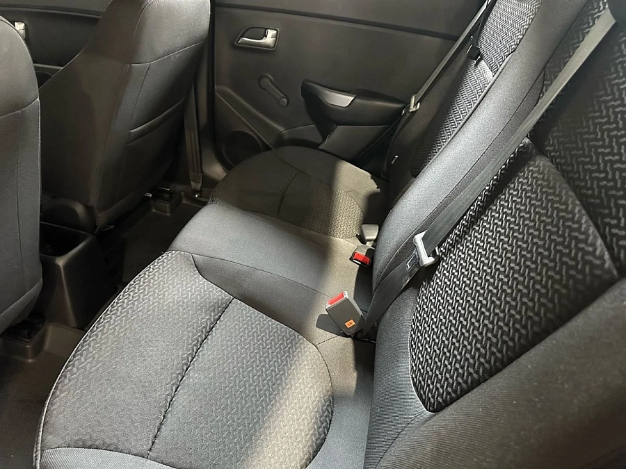 Kia Rio, 2015г., передний привод, механика
