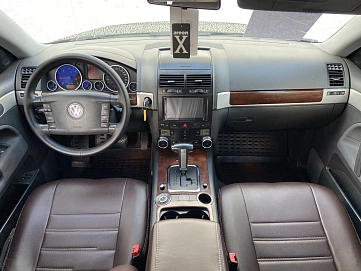 Volkswagen Touareg, 2007г, полный привод, автомат