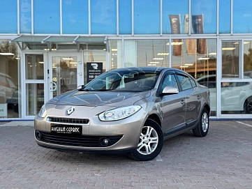 Renault Fluence, 2011г, передний привод, автомат